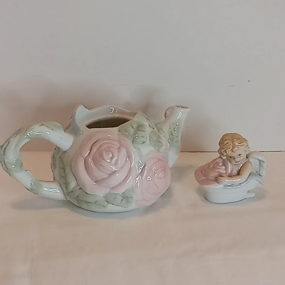 Avon vintage angel